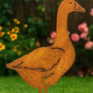 Gartenfigur Gans aus Edelrost aus 2 mm Stahl mit Bodenplatte im Garten