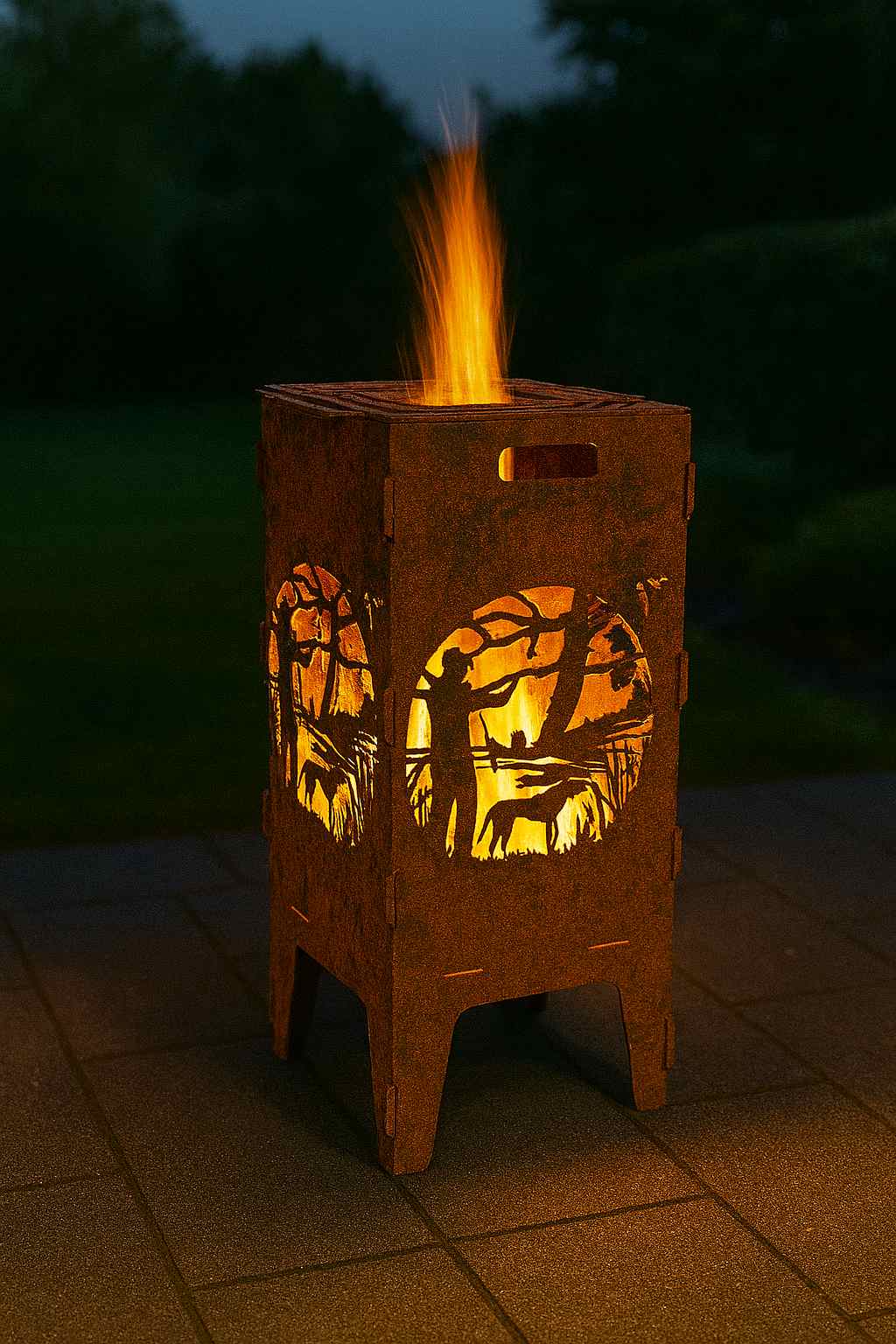 Feuerkorb Jagd aus 3 mm Stahl mit Edelrostpatina und Jagdmotiv mit Waldszene – handgefertigter Feuerkorb von Blechstahlwerkle für Garten und Terrasse